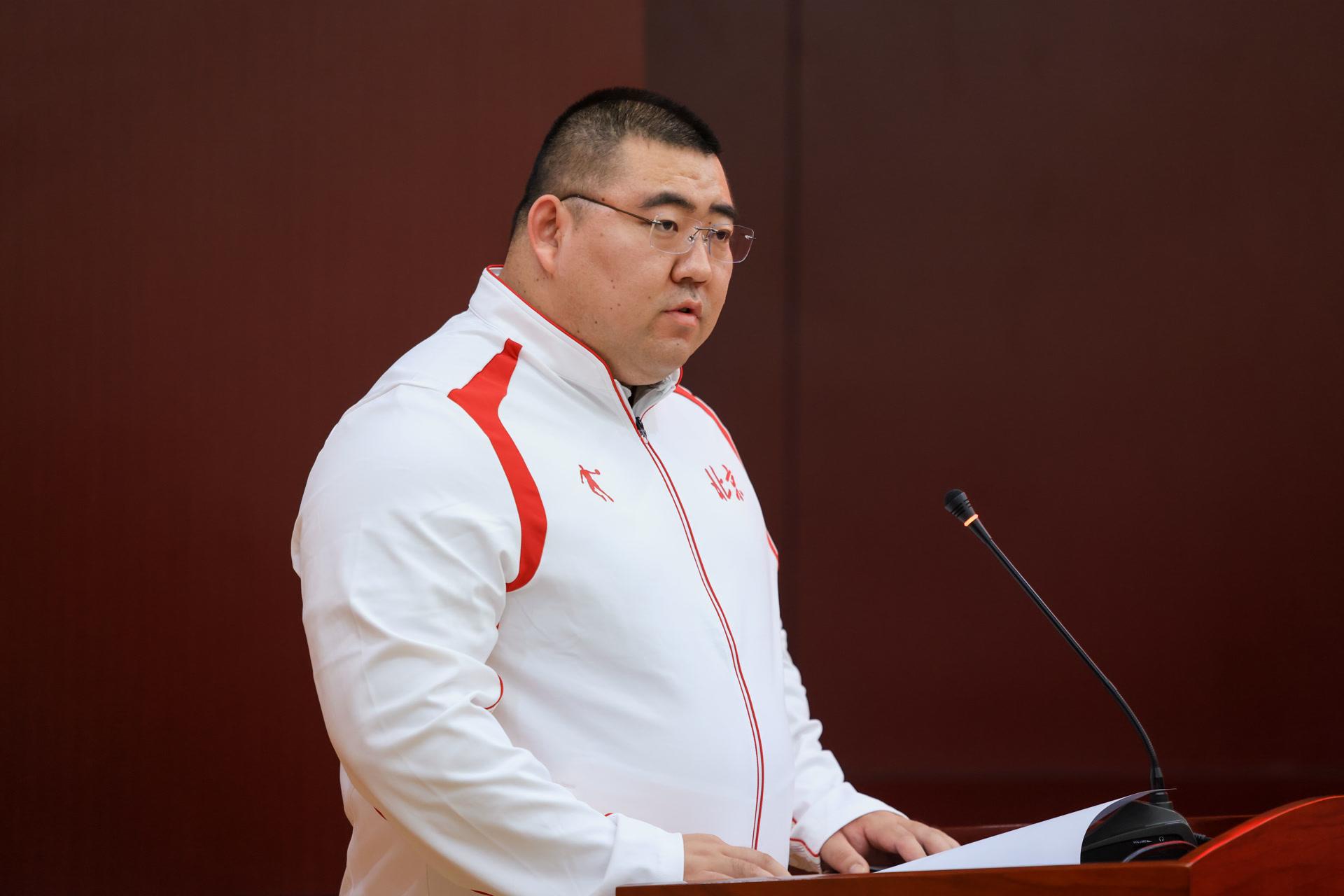 目三连冠, 赛场 目三连冠, 赛场